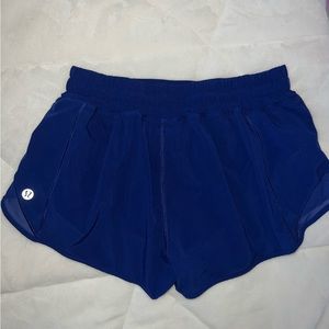 Cobalt Blue Lululemon Hotty Hot Shorts 2.5 Inch Size 6 Regular
